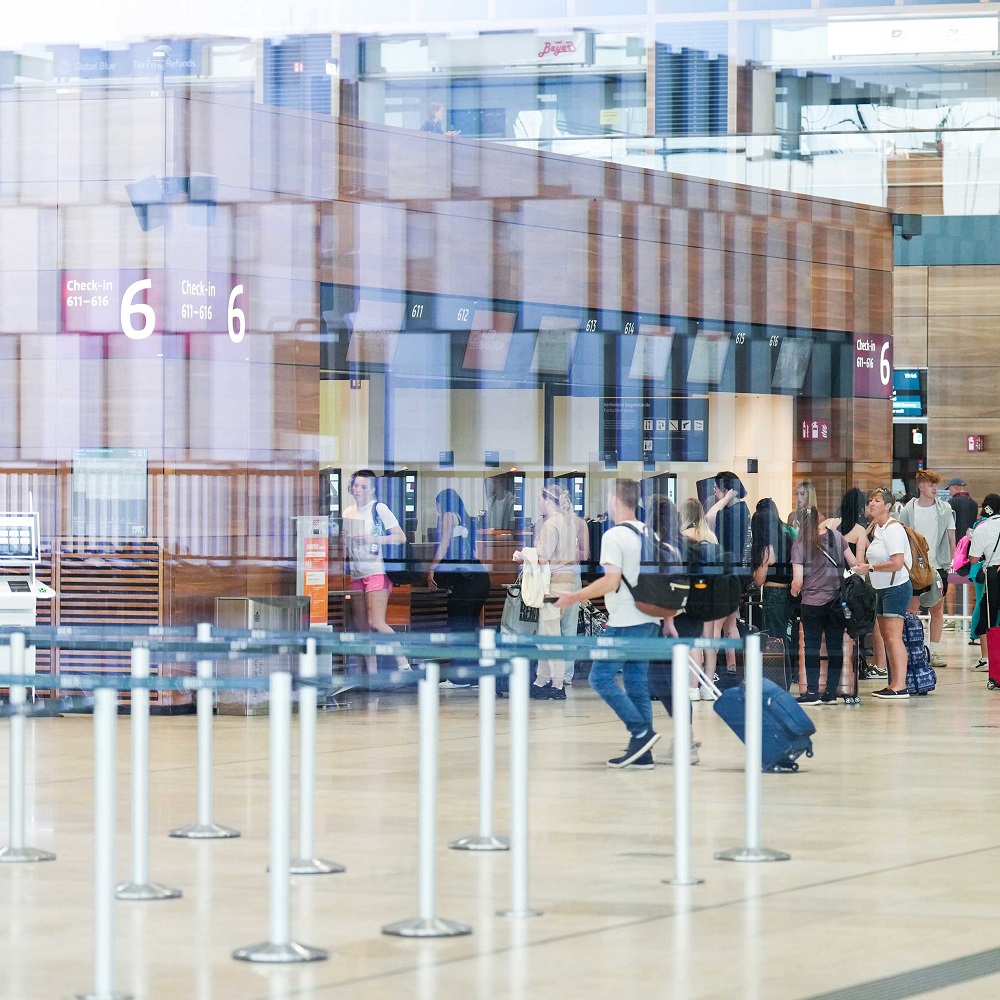 Blick in die Check-in-Halle © Oliver Lang / Flughafen Berlin Brandenburg GmbH
