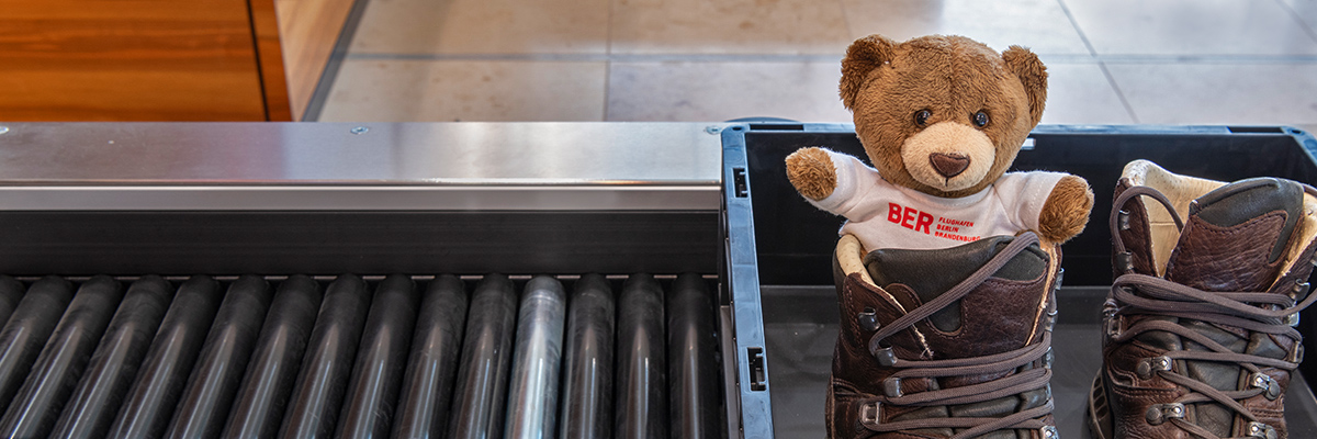 Teddy at the security check