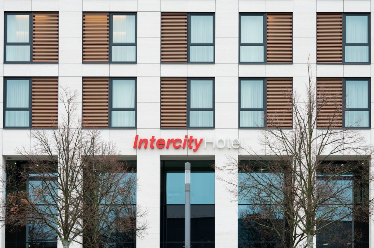 Fassade des Intercity Hotels
