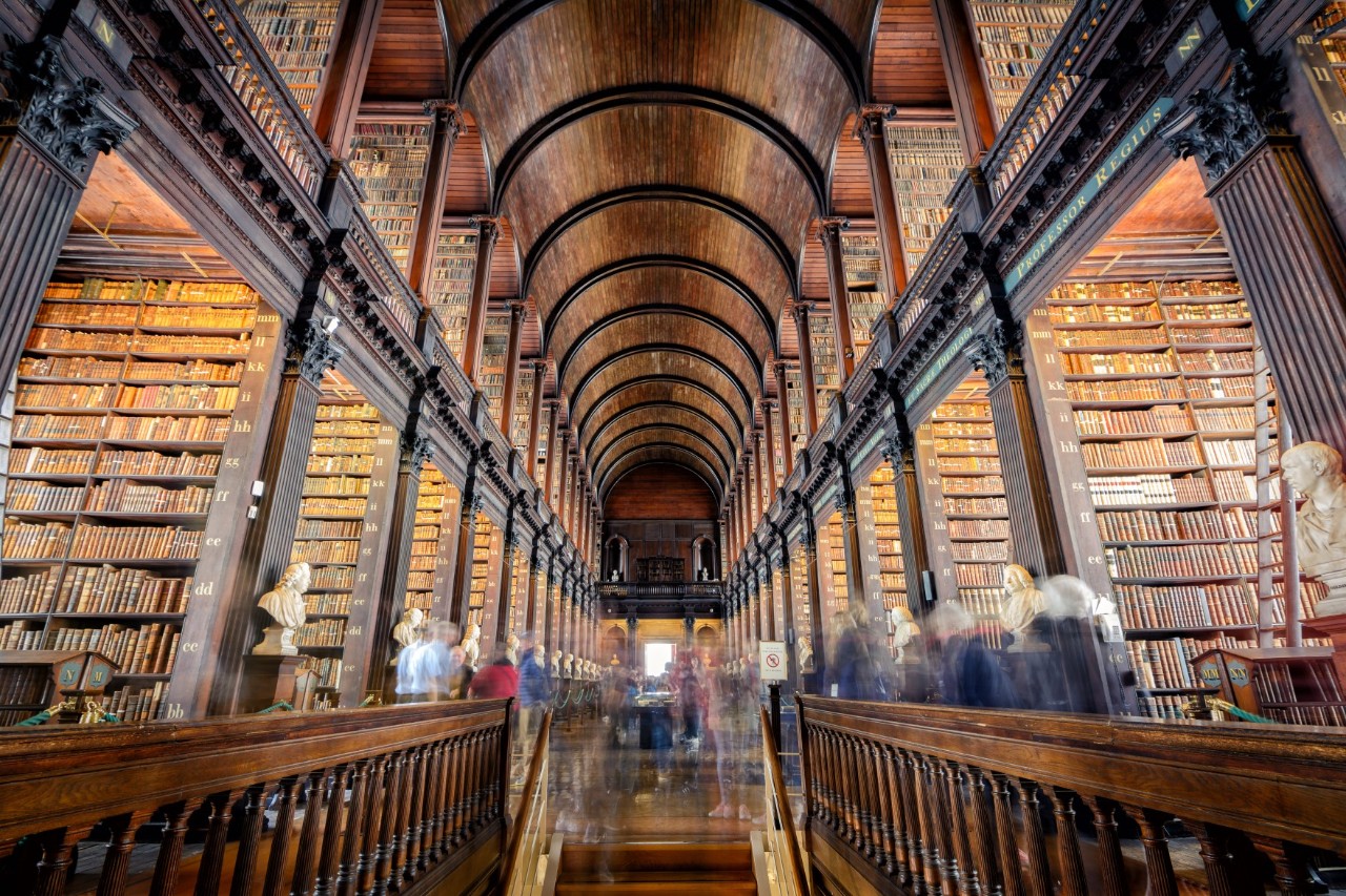 Bibliothek im Trinity College © stifos/stock.adobe.com