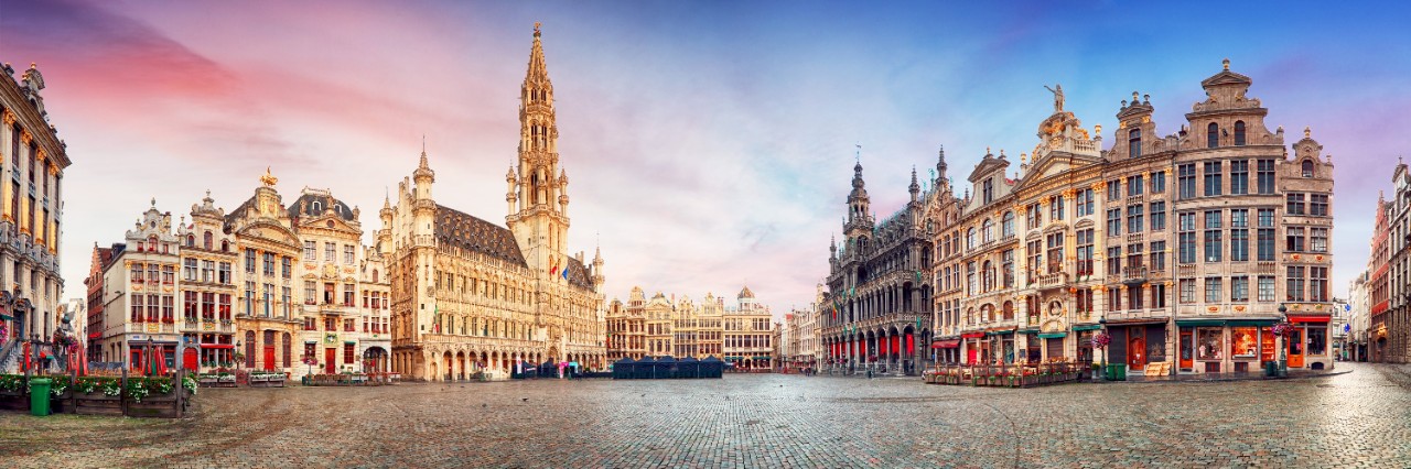 Altstadt von Brüssel mit dem Grand Place, gotisches Rathaus und Museum, barocke Fassaden. © TTstudio/stock.adobe.com