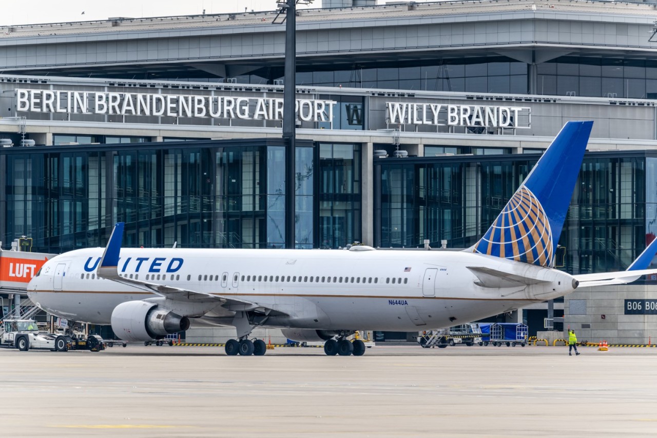 United Airlines vor Terminal 1