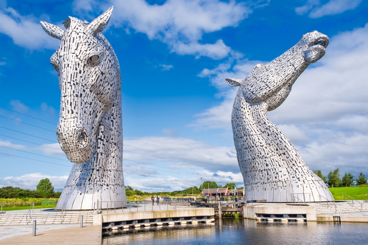 The Kelpies Pferdeskulpturen im Helix Park.