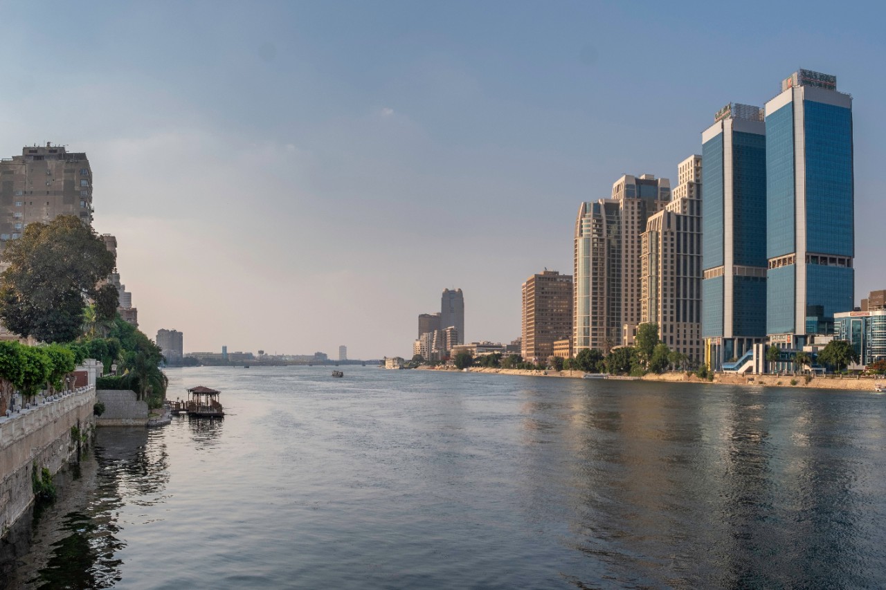 Panoramablick auf den Nil im Stadtzentrum von Kairo