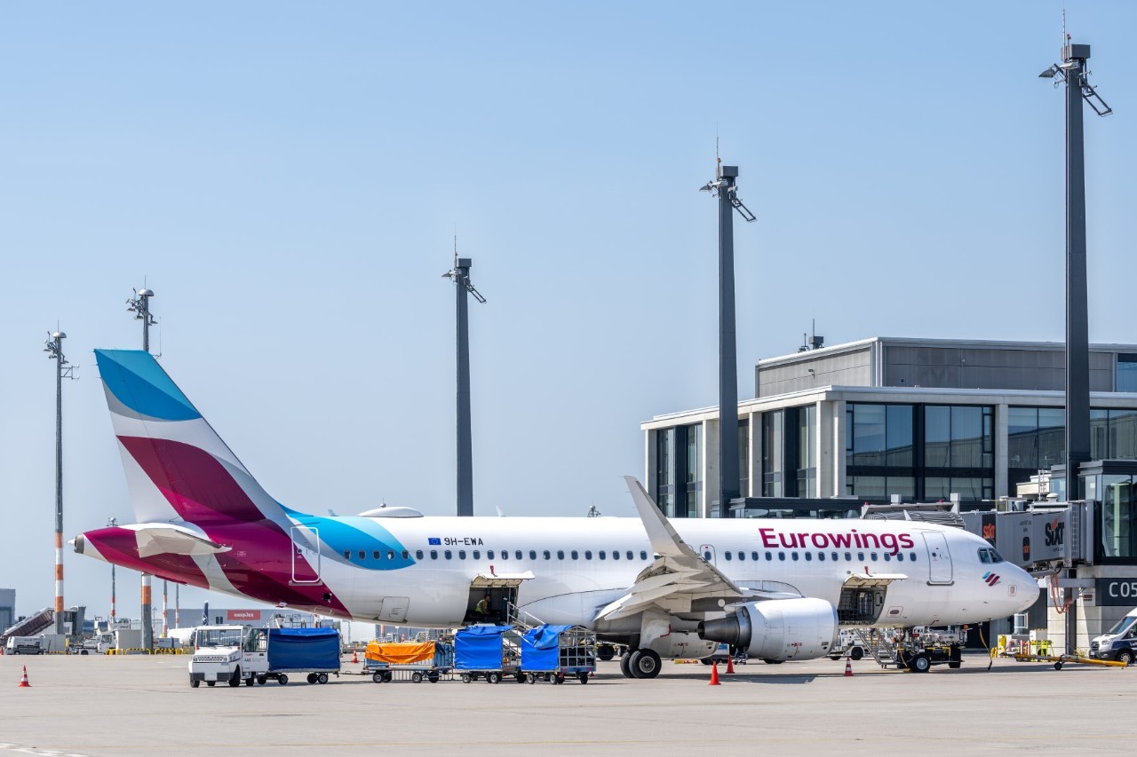 Eurowings-Flugzeug am BER