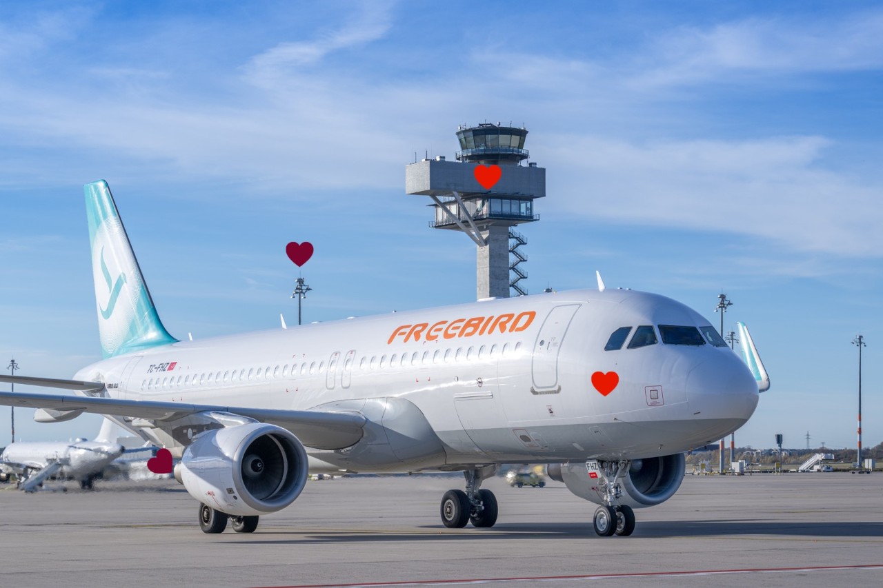 Ein Flugzeug der Fluggesellschaft Freebird Airlines.