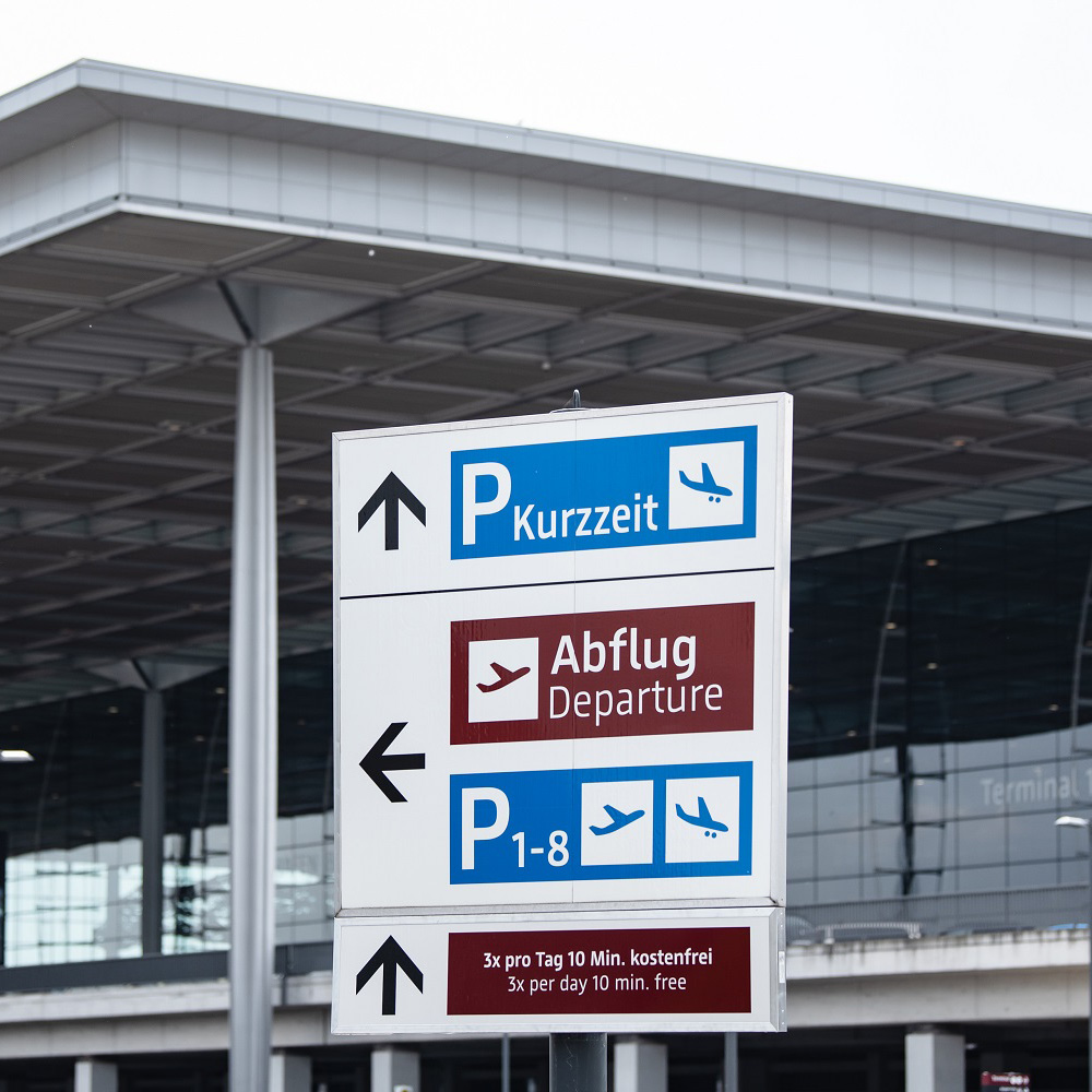 Flughafen Schkeuditz Parken Terminal 1 ber.berlin-airport.de
