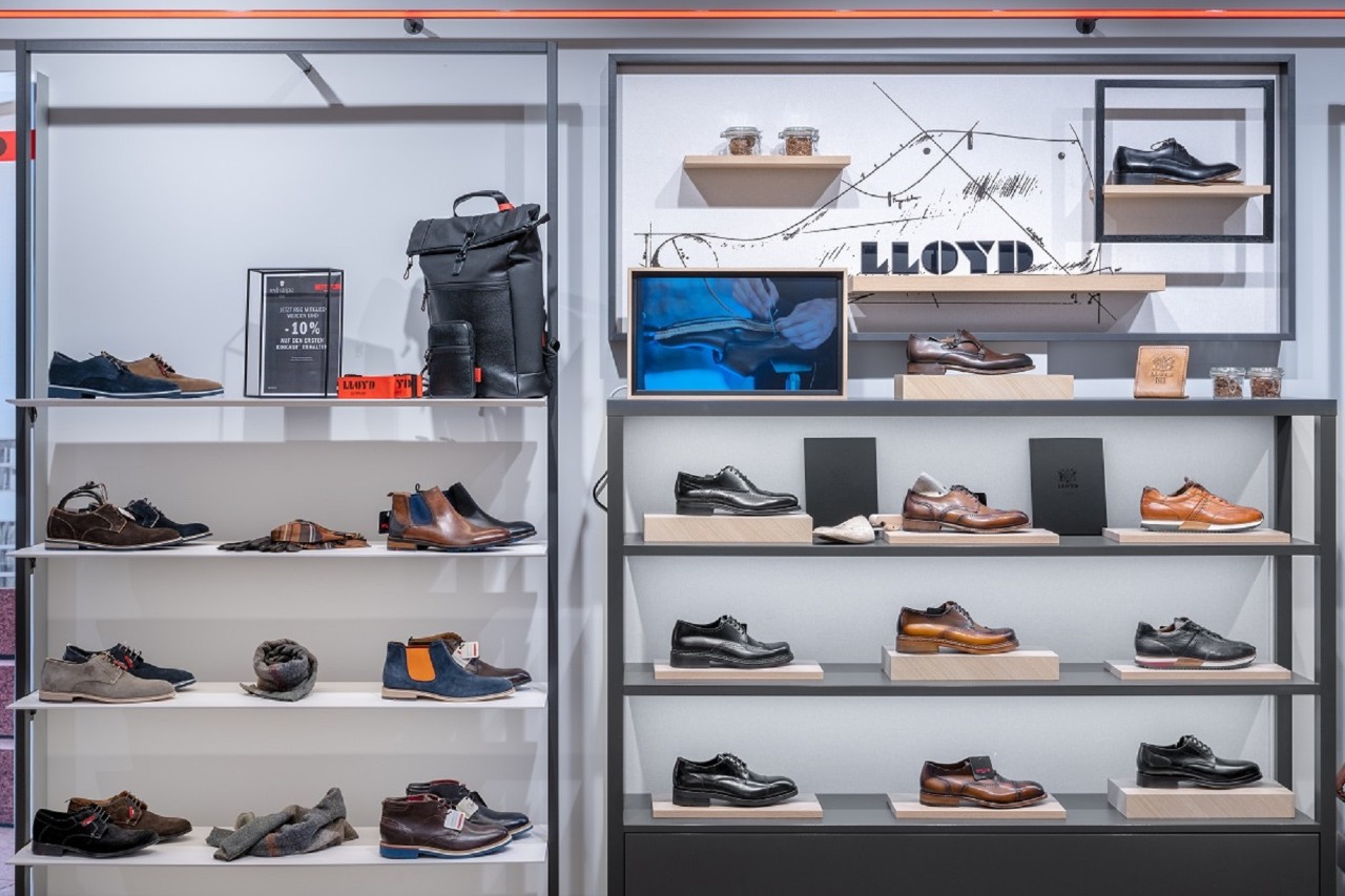 Shelf with shoes.