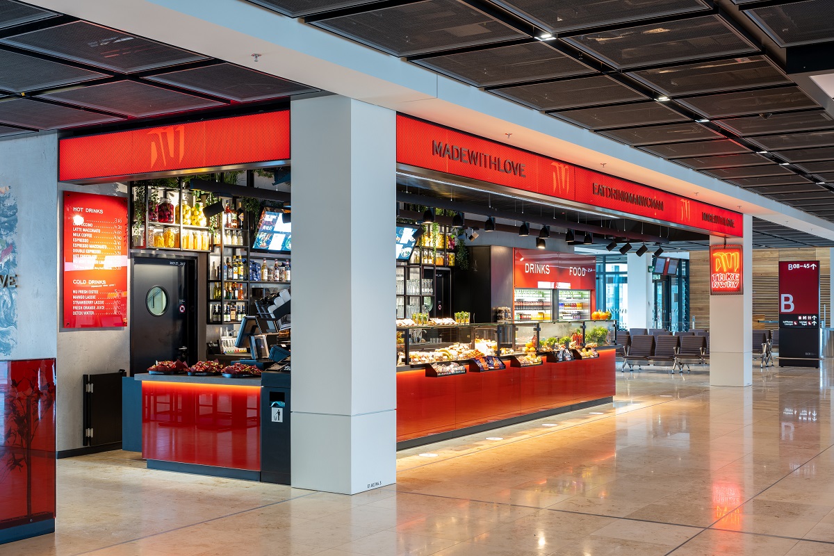 View of the restaurant counter. 