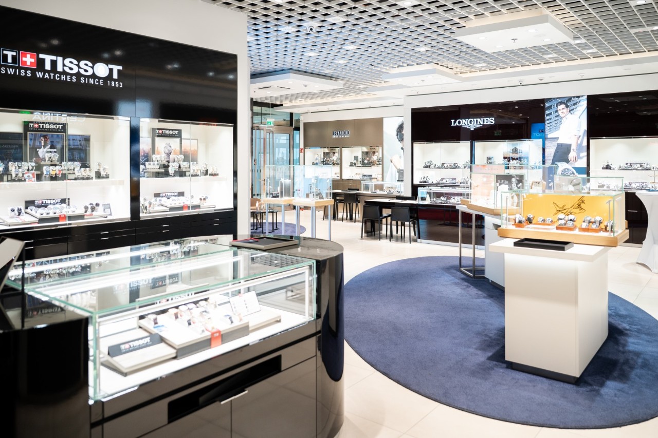 Interior design of the Hour Passion store. Watches from various manufacturers on display.