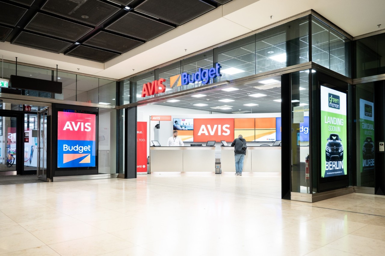 View of the Avis Budget counter from outside.
