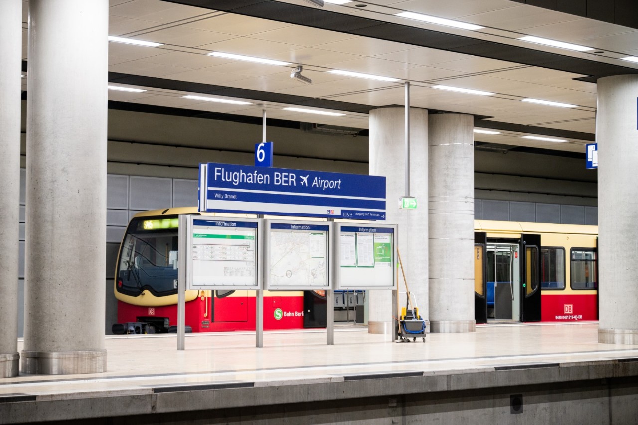 S-Bahn train at the airport station