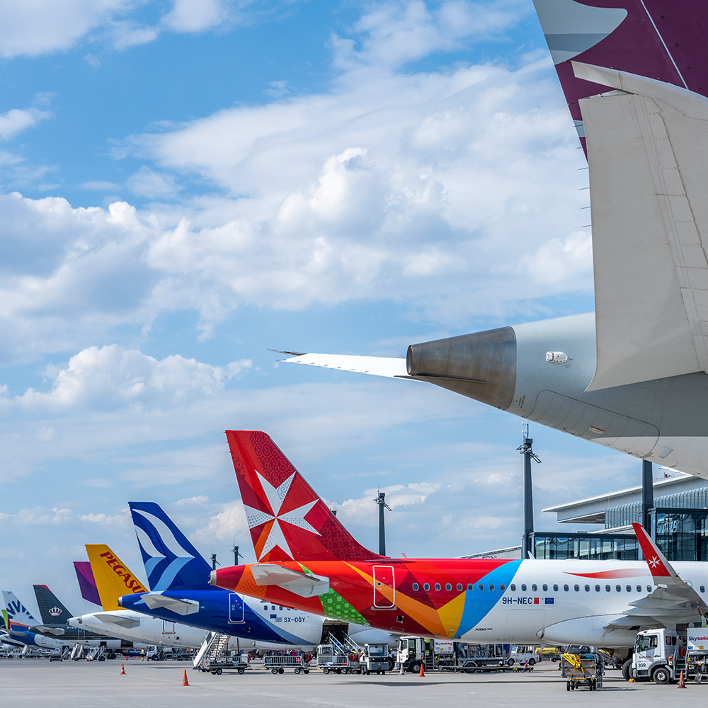 Mny Aircraft on the apron