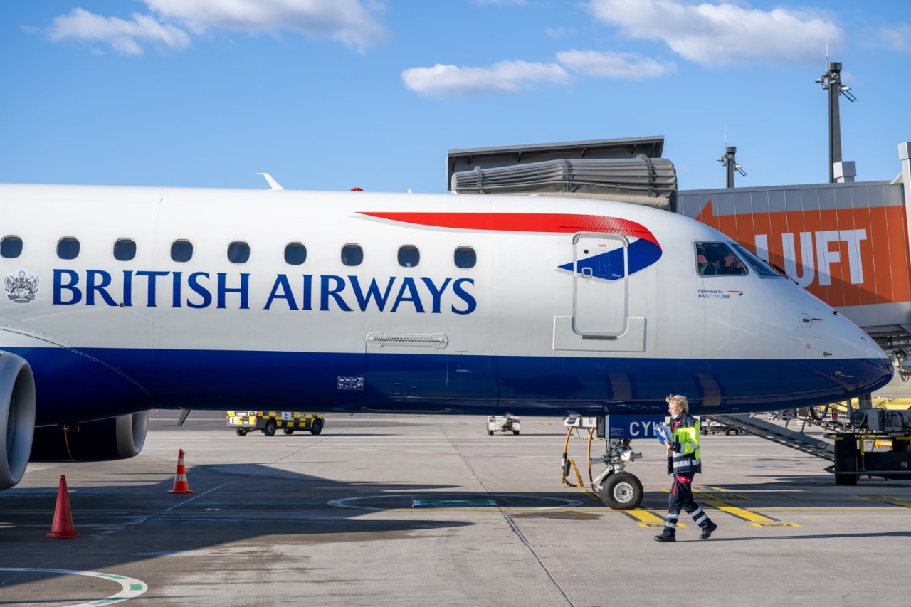 BA City Flyer in front of the Terminal 1