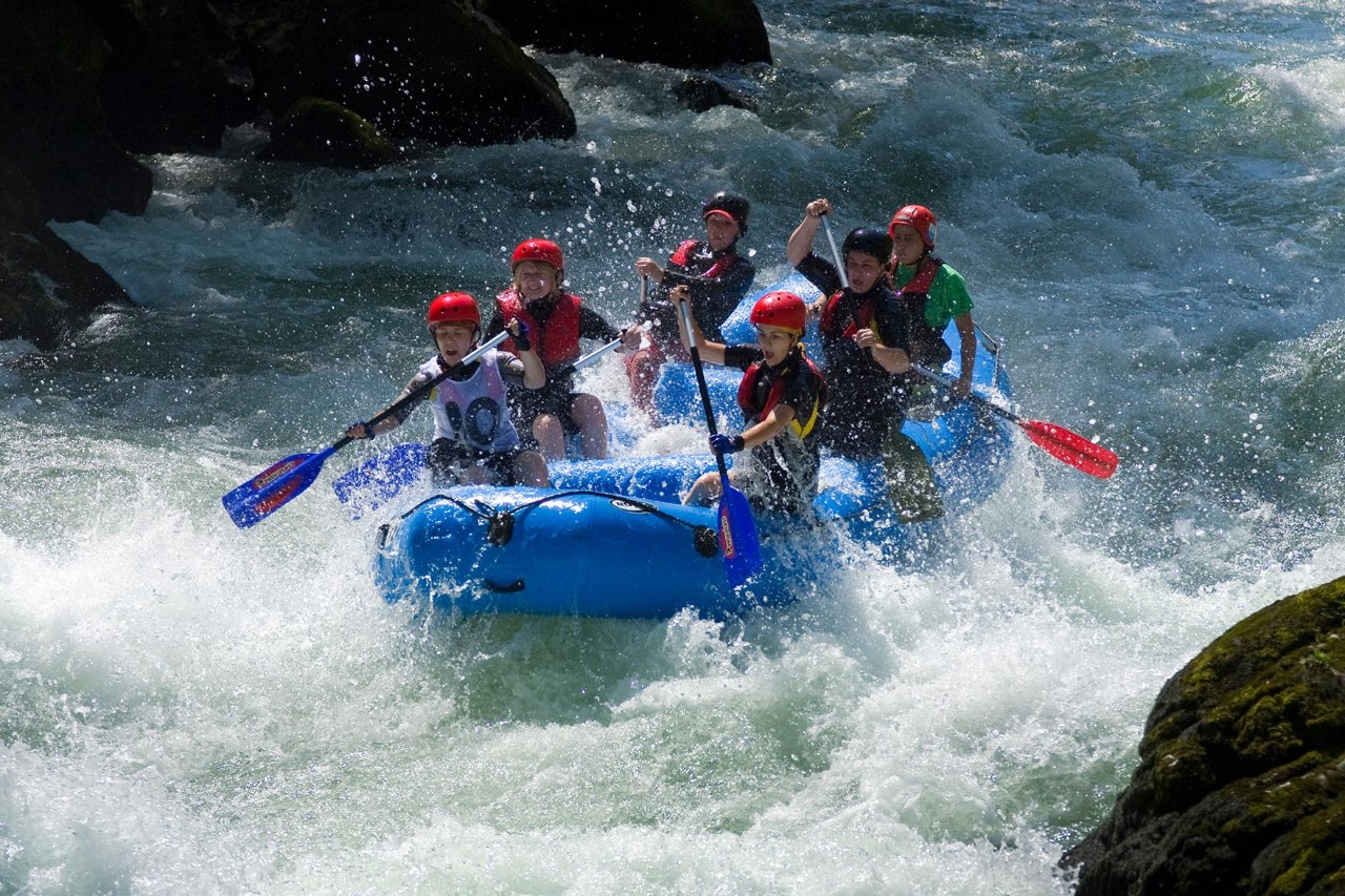 With its many fast sections, the Vrbas offers excellent conditions for mountain river rafting and is becoming increasingly popular locally. © evron.info/AdobeStocks
