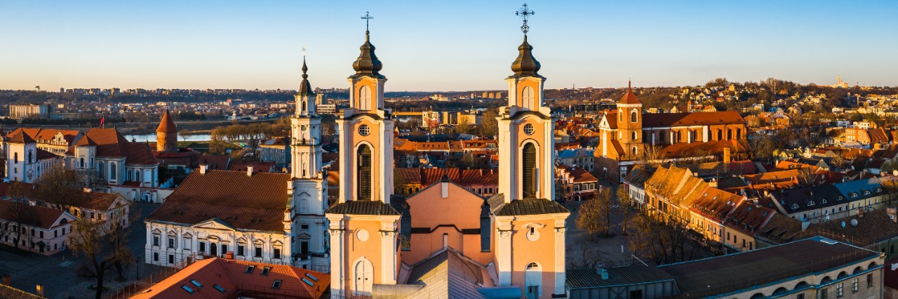 View over the roofs and church towers of Kaunas. © Tadas/stock.adobe.com  