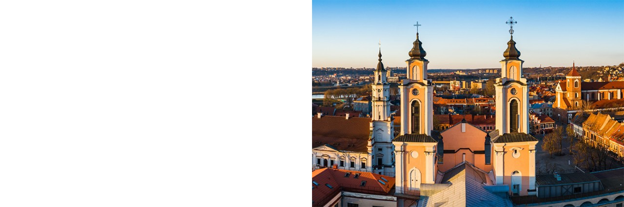 View over the roofs and church towers of Kaunas. © Tadas/stock.adobe.com  