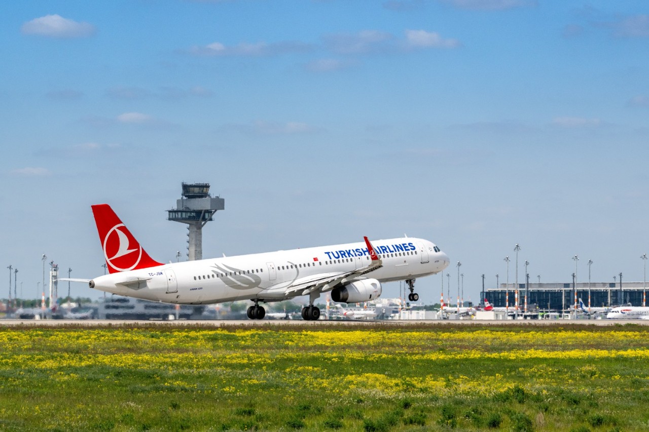 A Turkish Airlines aircraft is taking off from BER.