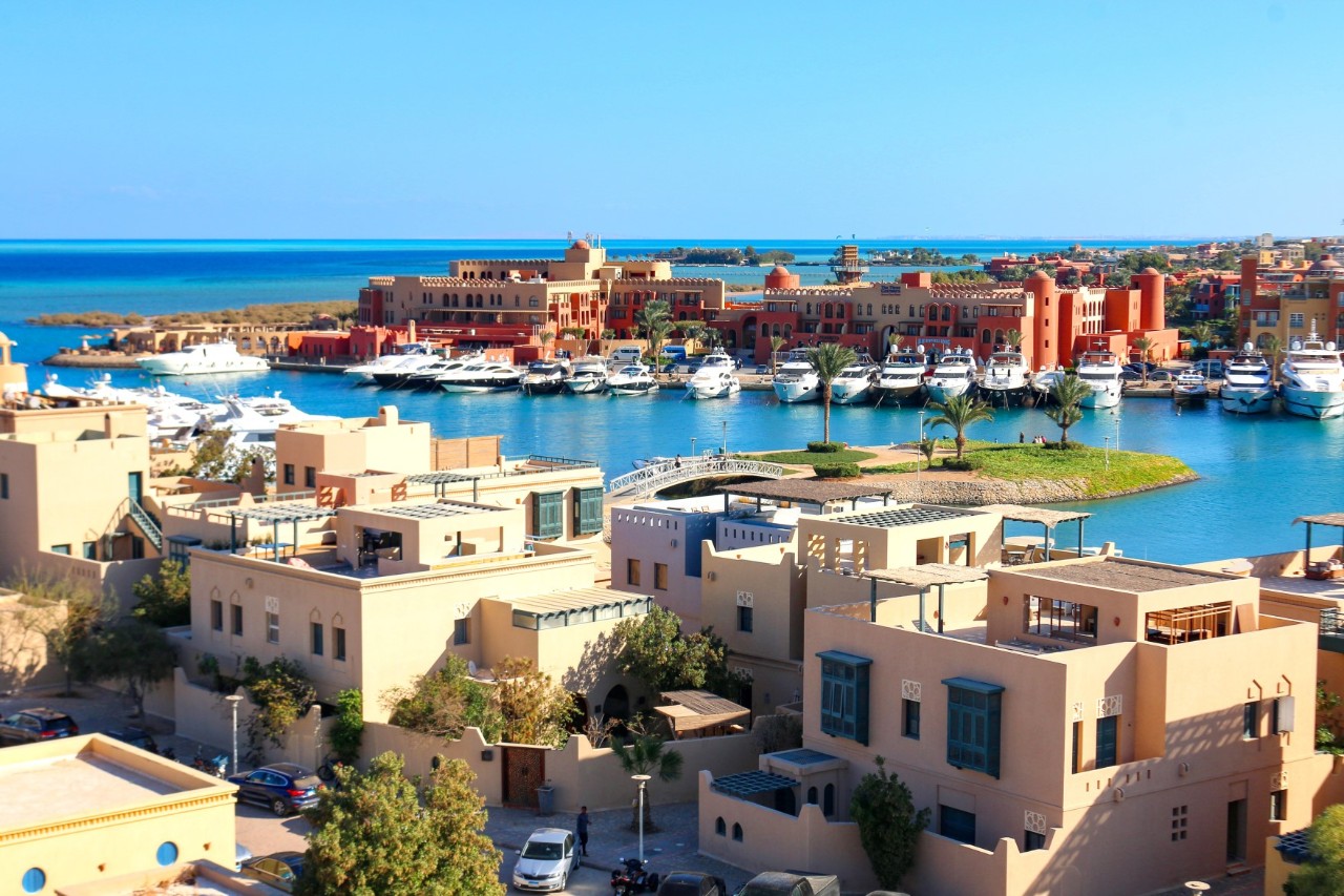 Harbour with residential buildings in El Gouna