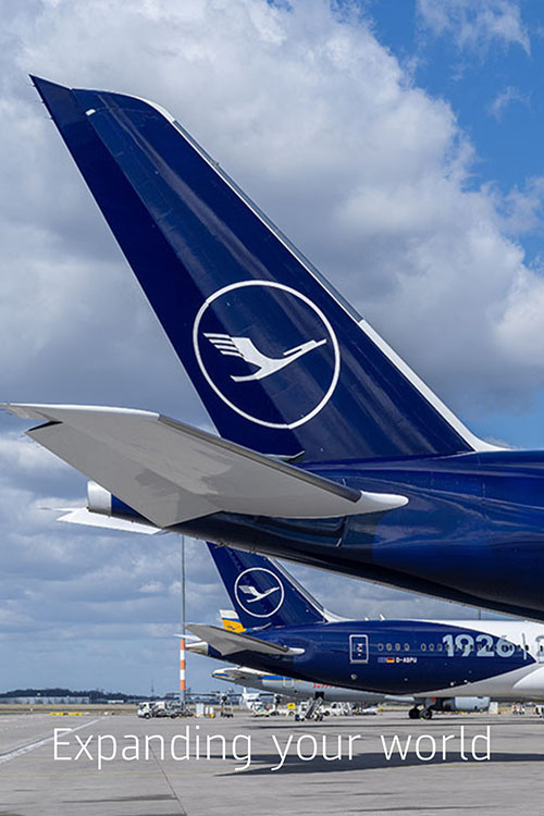 Wing of an aircraft belonging to the airline Lufthansa
