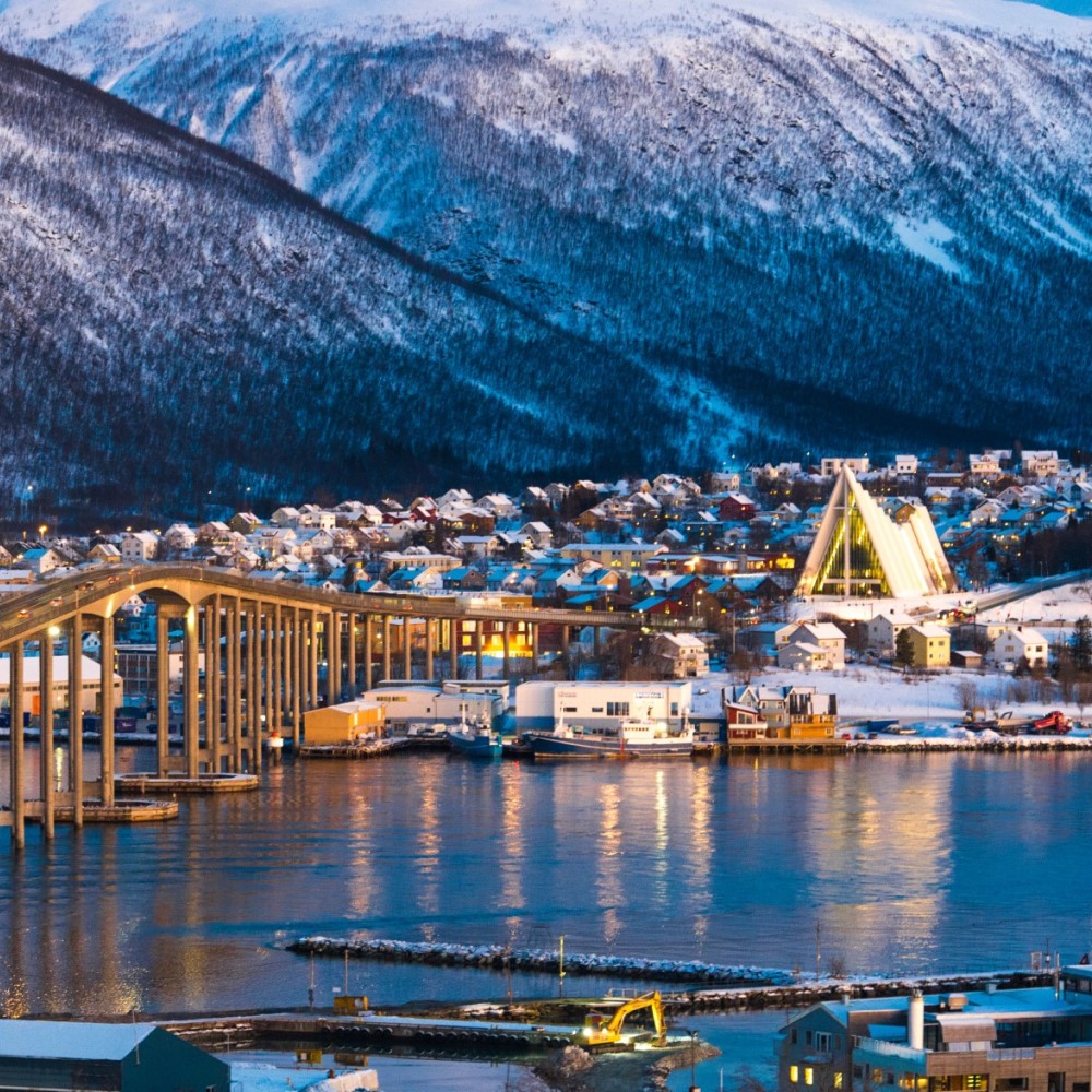 View of the Tromsø Bridge on the island of Tromsøya